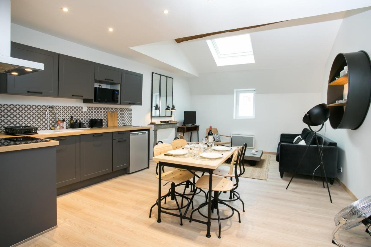 Apartmán Logis Des Halles Du Coderc Périgueux Pokoj fotografie