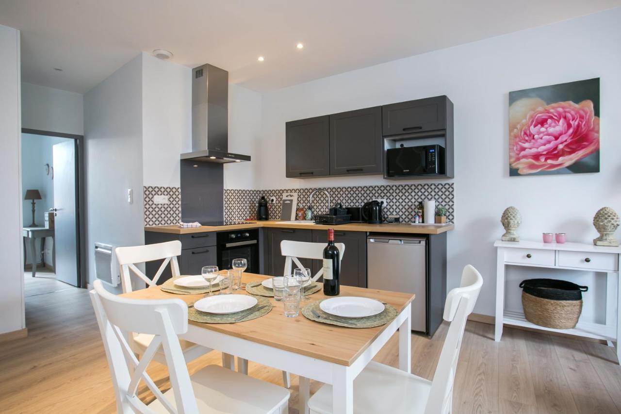 Apartmán Logis Des Halles Du Coderc Périgueux Pokoj fotografie