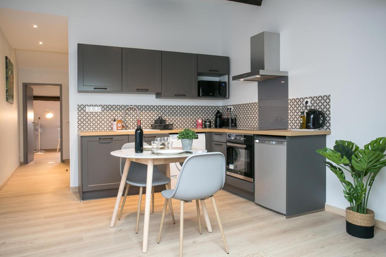 Apartmán Logis Des Halles Du Coderc Périgueux Pokoj fotografie