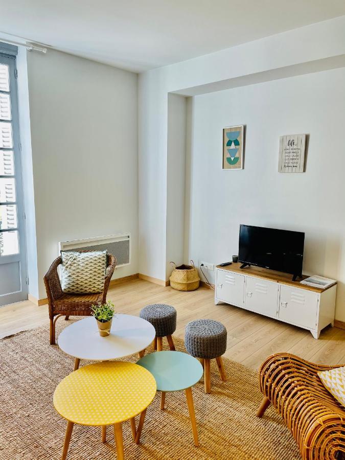 Apartmán Logis Des Halles Du Coderc Périgueux Pokoj fotografie