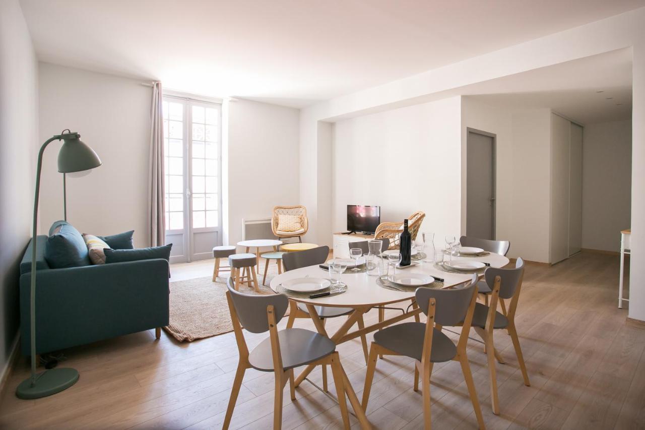 Apartmán Logis Des Halles Du Coderc Périgueux Pokoj fotografie