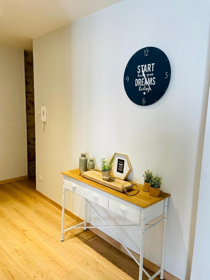 Apartmán Logis Des Halles Du Coderc Périgueux Pokoj fotografie