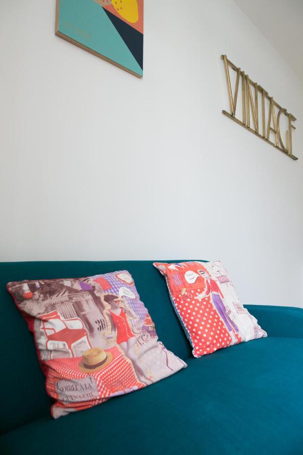 Apartmán Logis Des Halles Du Coderc Périgueux Pokoj fotografie