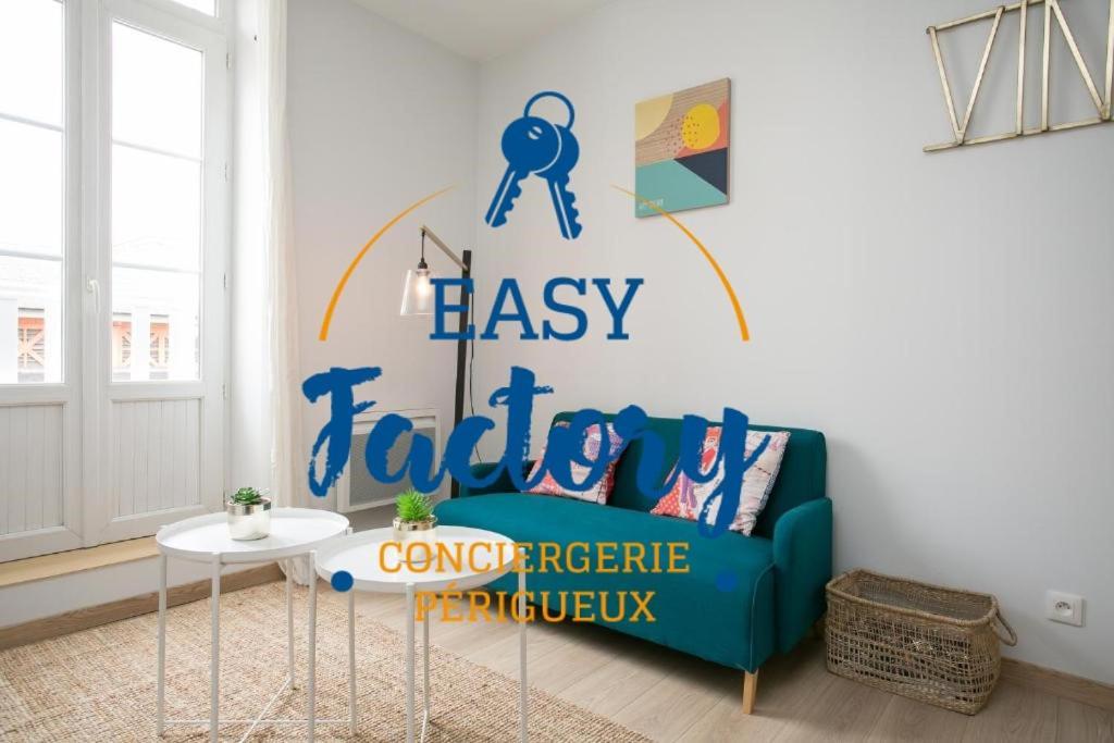 Apartmán Logis Des Halles Du Coderc Périgueux Pokoj fotografie